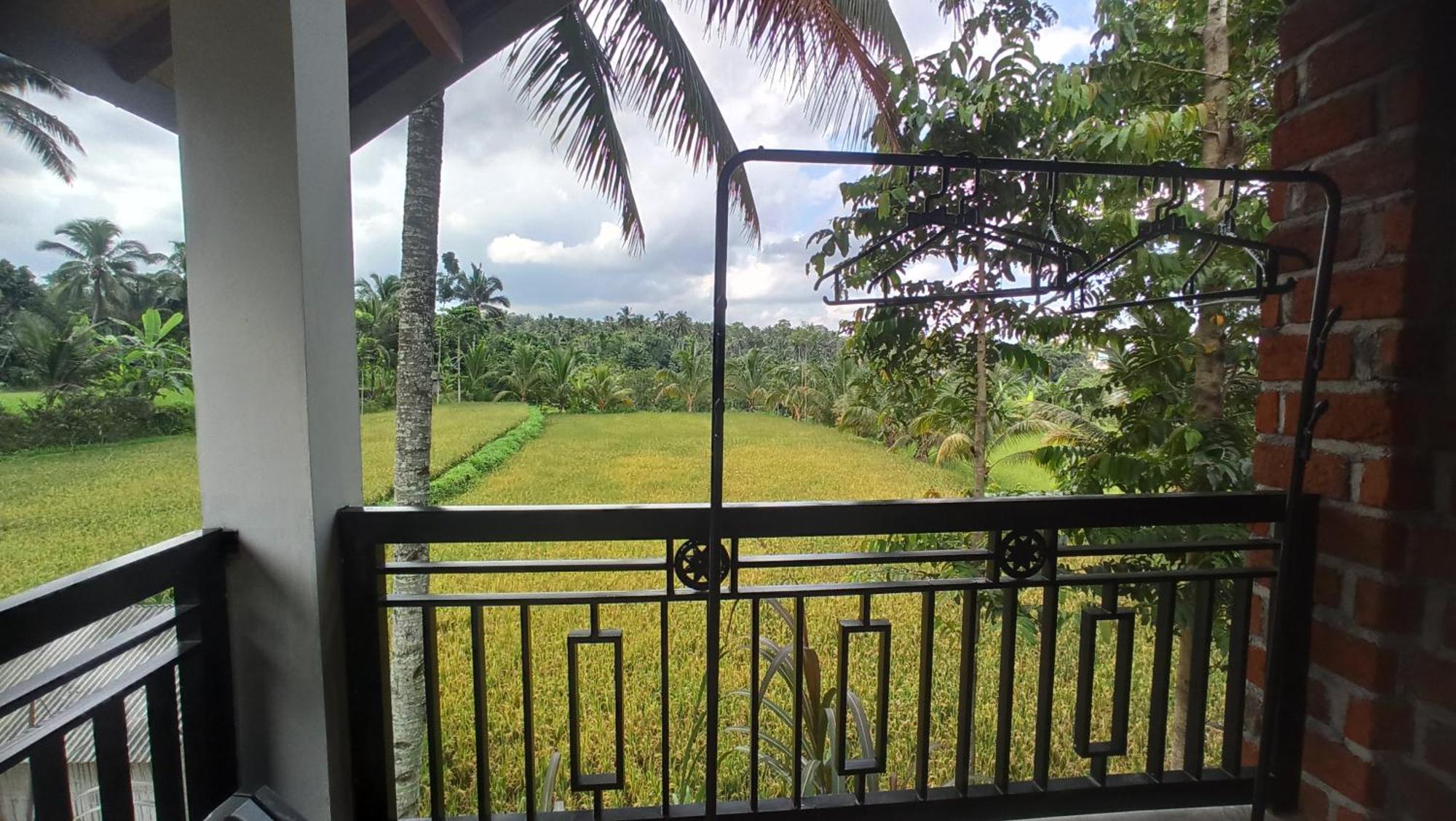 Bunga Maliq Bungalow Lombok Tetebatu Szoba fotó
