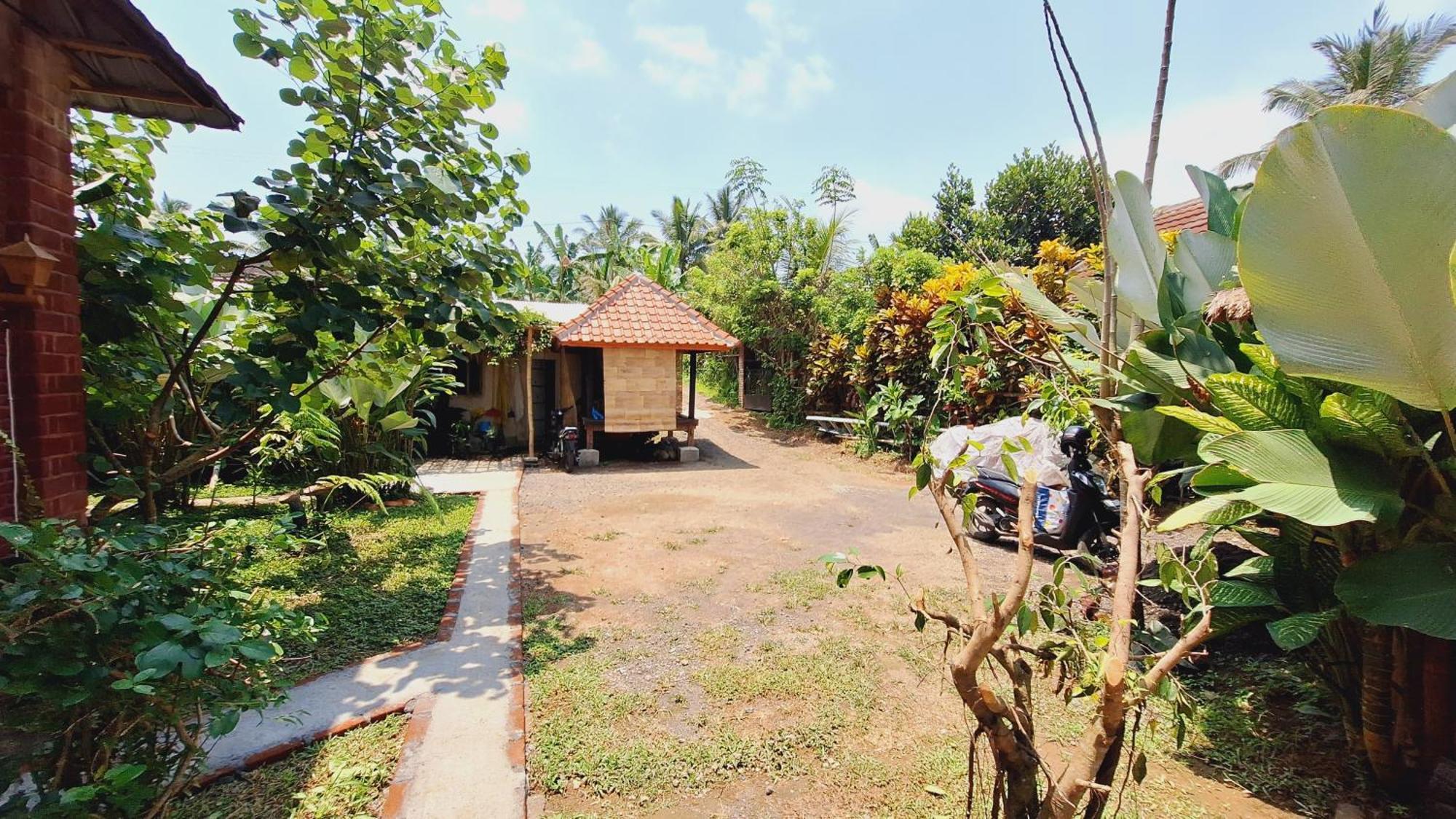 Bunga Maliq Bungalow Lombok Tetebatu Szoba fotó